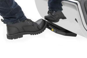 Dodge Ram 1500 Retractable Bed Step - Rough Country - Manual Pull - '09-'10